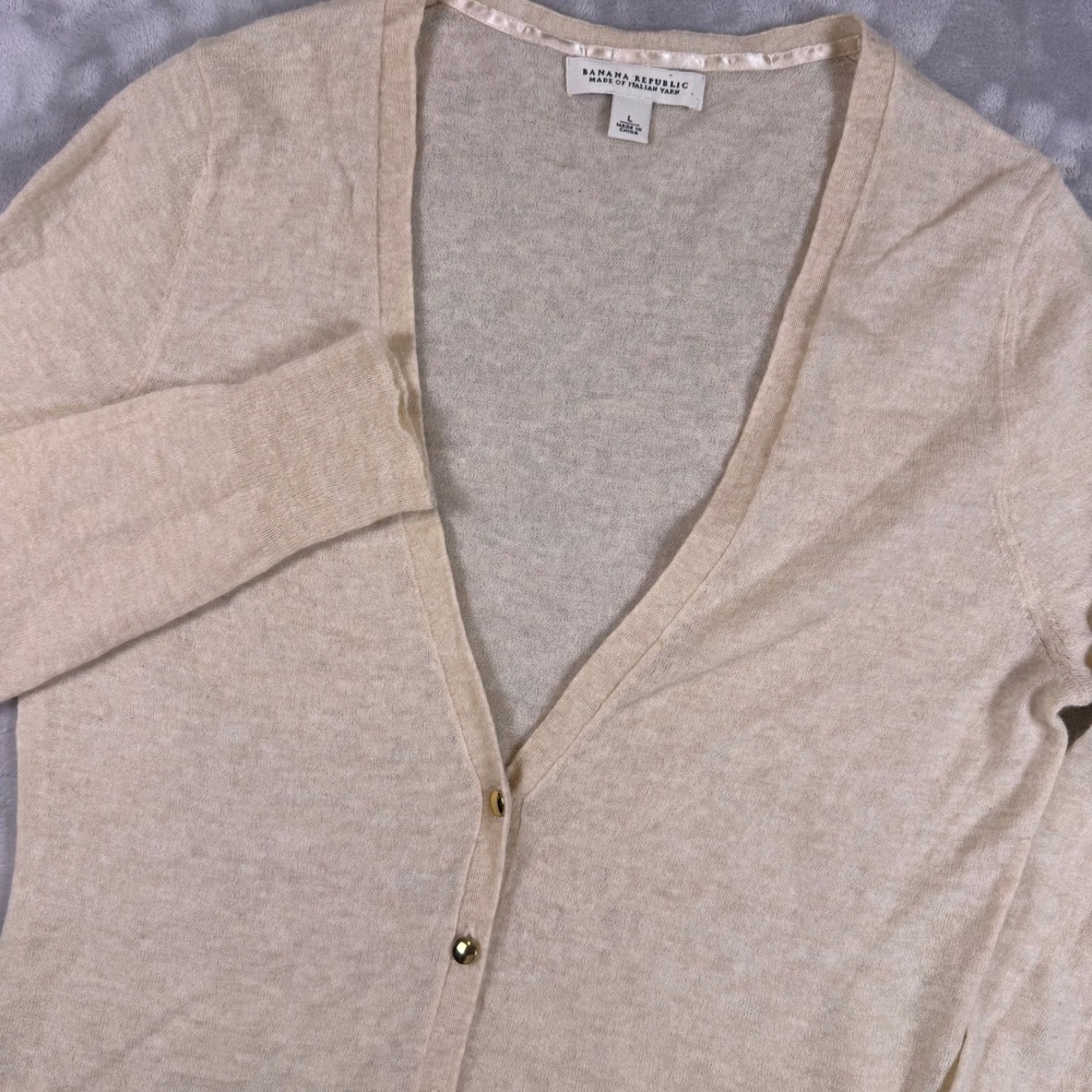 Banana Republic Beige Italian Yarn V-Neck Button Cardigan Gold Buttons Large*